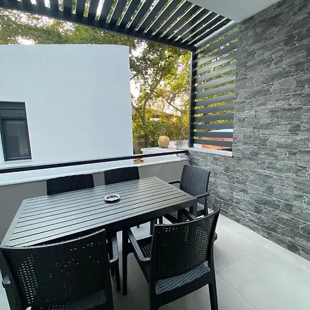 Platania Maisonette Lägenhet