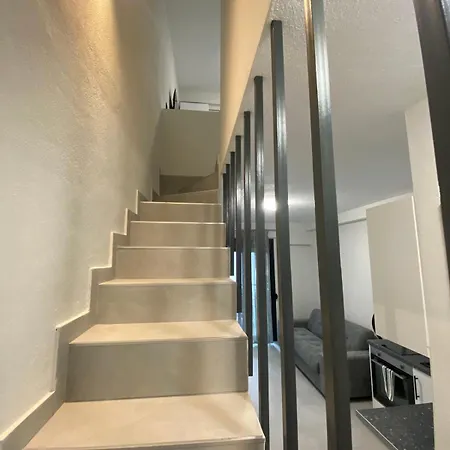 Platania Maisonette Lägenhet *