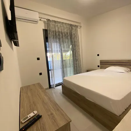 Platania Maisonette Lägenhet *