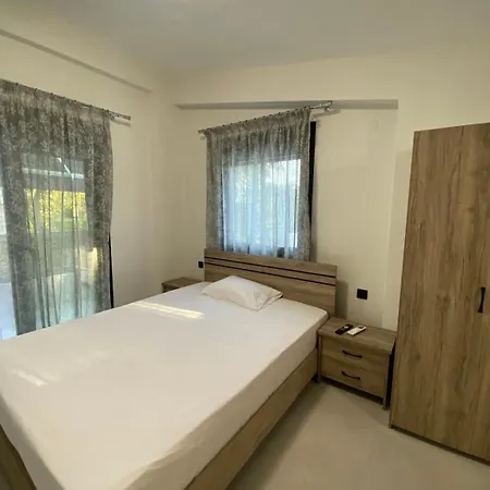 Platania Maisonette Lägenhet *
