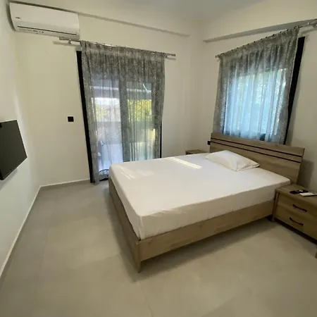 Platania Maisonette